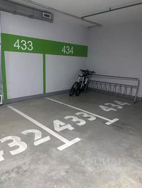 Гараж в Москва ул. Усачева, 11Б (4 м) - Фото 1