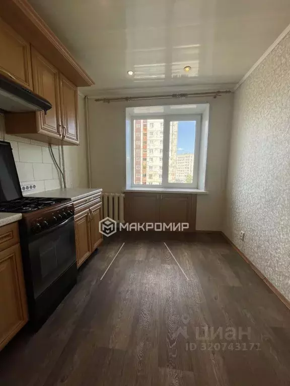 3-к кв. Брянская область, Брянск Красноармейская ул., 170 (69.1 м) - Фото 1