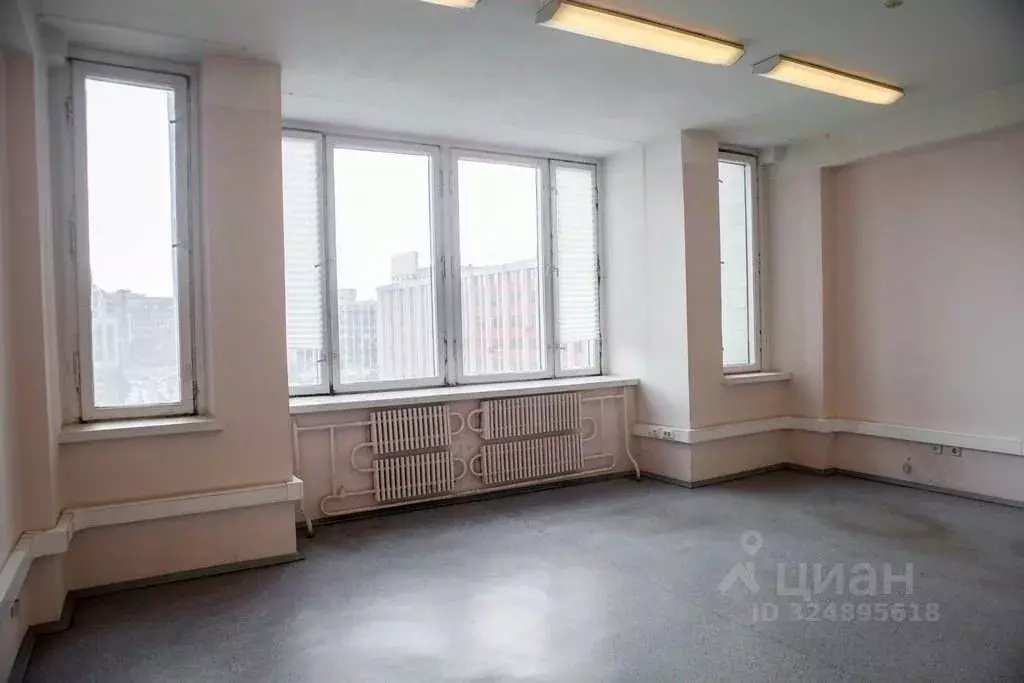 Производственное помещение в Санкт-Петербург пл. Конституции, 2 (750 ... - Фото 2