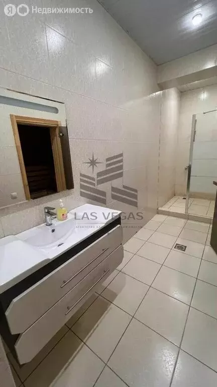 Дом в посёлок Стрельна, Нагорная улица, 11 (350 м) - Фото 1