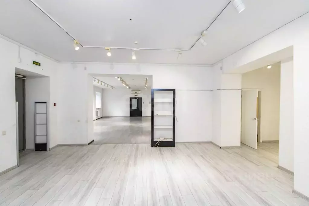 Помещение свободного назначения в Тюменская область, Тюмень ... - Фото 1