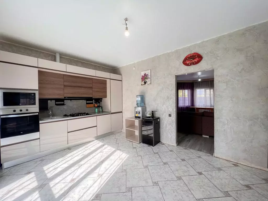 Дом в Оренбургская область, Оренбургский район, с. Ивановка Советская ... - Фото 2