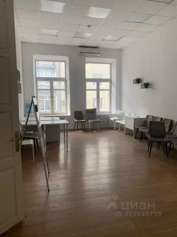 Офис в Ростовская область, Ростов-на-Дону Большая Садовая ул., 58 (180 ... - Фото 1