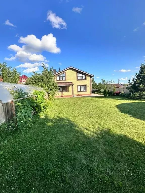 Коттедж в Татарстан, Набережные Челны 68-й комплекс, ул. Булгар, 20 ... - Фото 1