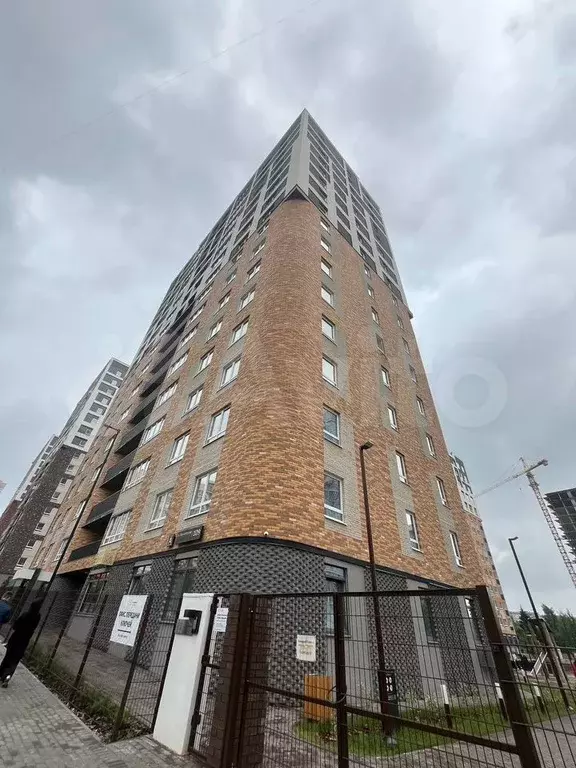 4-к. квартира, 120 м, 5/17 эт. - Фото 0