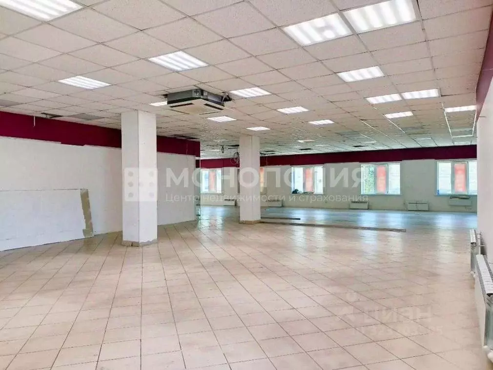 Торговая площадь в Амурская область, Белогорск ул. Скорикова, 17Г (105 ... - Фото 2