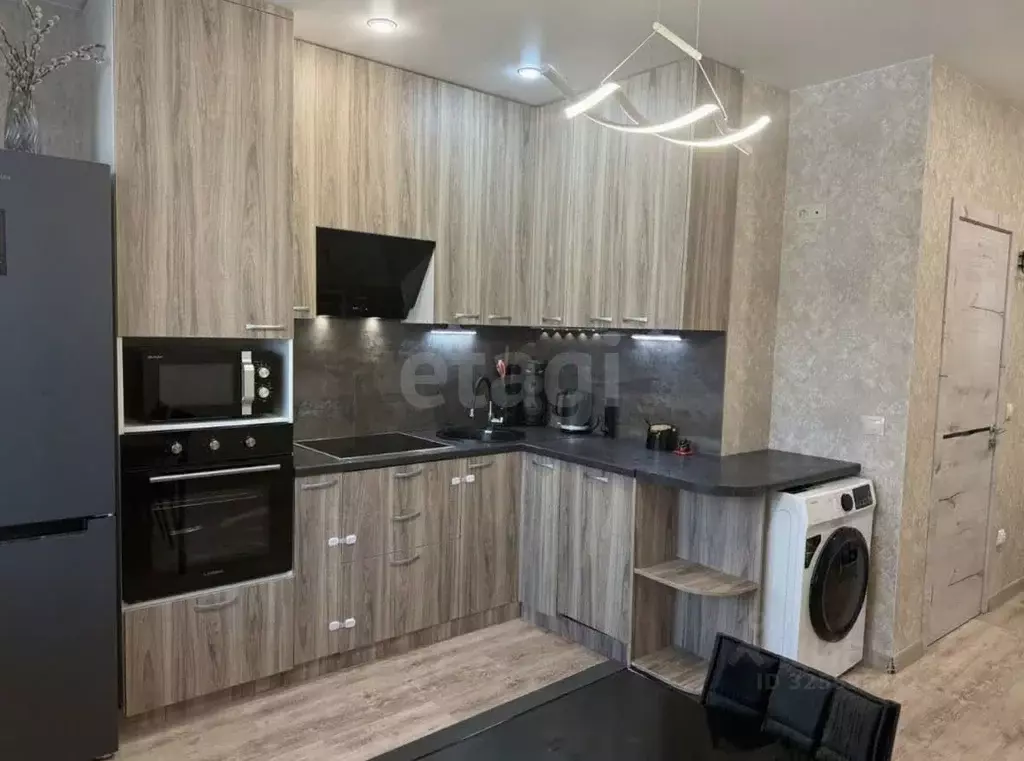 1-к кв. Сахалинская область, Южно-Сахалинск Больничная ул., 2к7 (44.0 ... - Фото 1