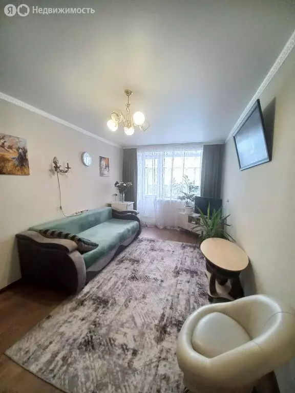 3-комнатная квартира: Курган, проспект Конституции, 42 (62.6 м) - Фото 0