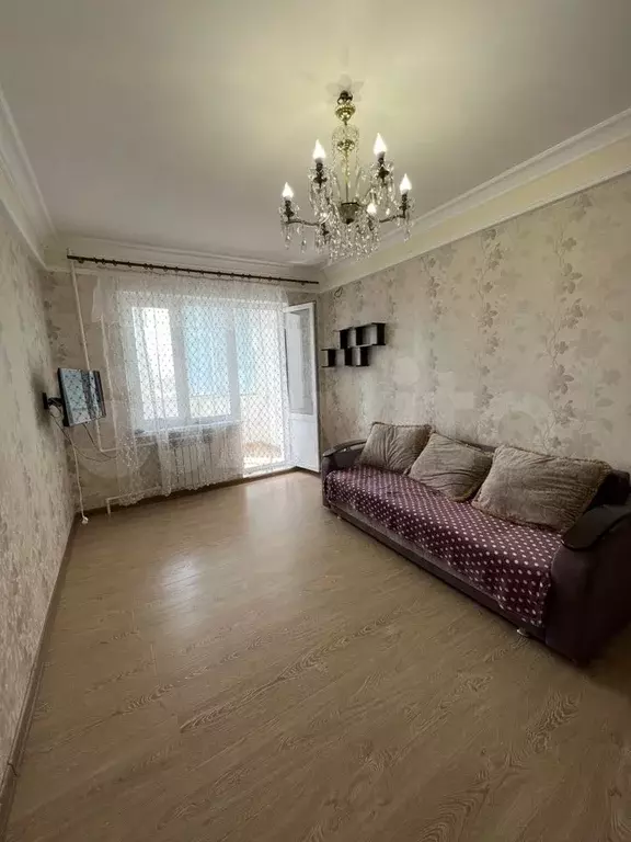 2-к. квартира, 50 м, 4/10 эт. - Фото 0