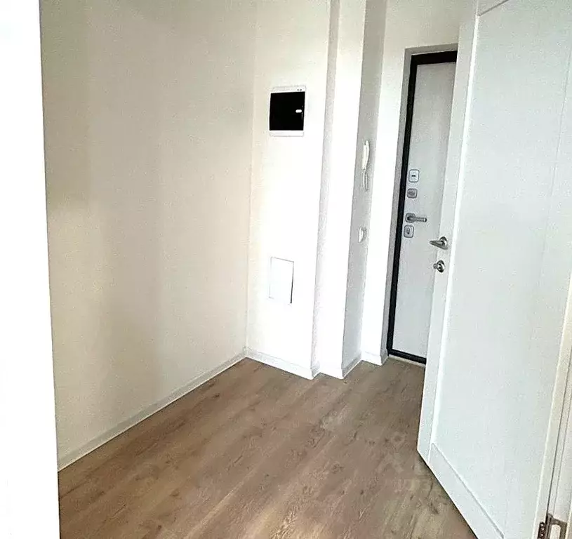 Студия Свердловская область, Екатеринбург ул. Паригория Суетина, 3 ... - Фото 1