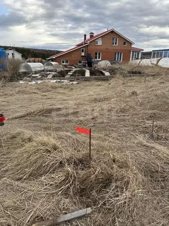 Участок в Красноярский край, Красноярск городской округ, пос. Минино  ... - Фото 1