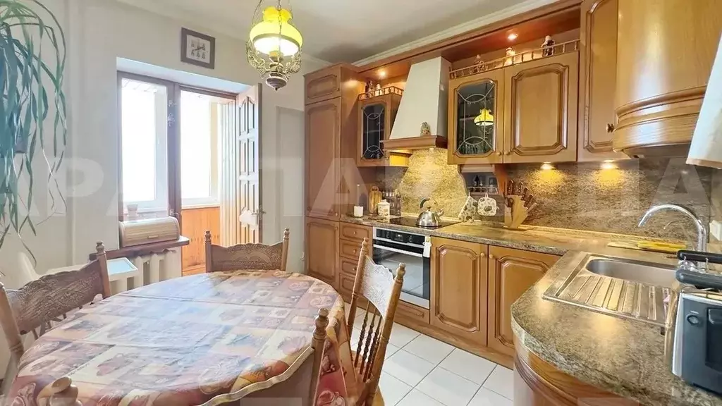 2-к кв. Самарская область, Самара Демократическая ул., 32 (60.0 м) - Фото 1