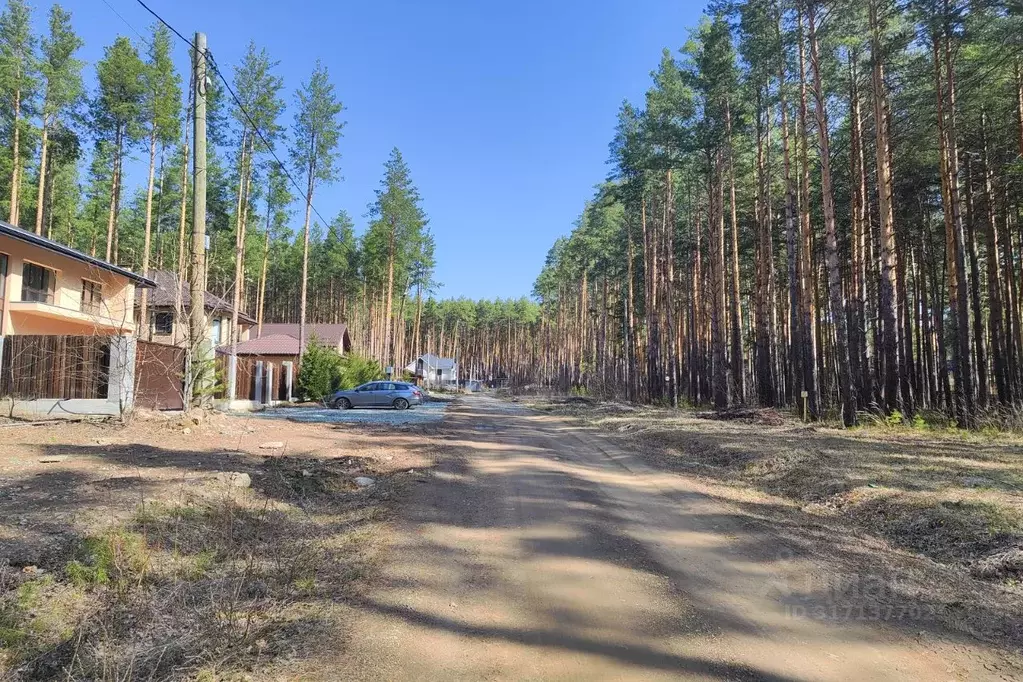 Участок в Свердловская область, Сысерть ул. Циолковского (24.7 сот.) - Фото 0
