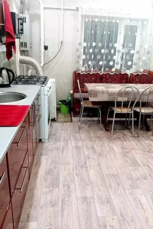 Дом в Ростовская область, Усть-Донецкий район, Апаринский хут. ... - Фото 1