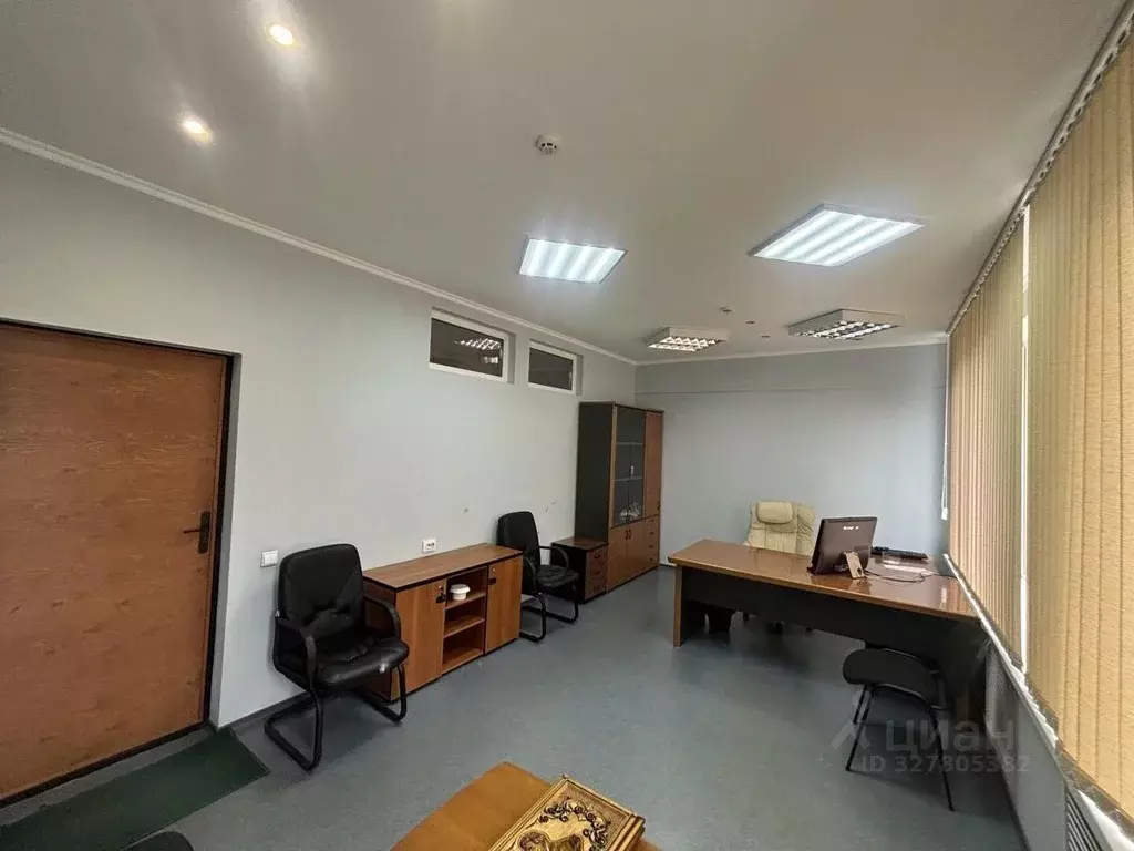 Офис в Коми, Сыктывкар ул. Ленина, 48 (23 м) - Фото 1
