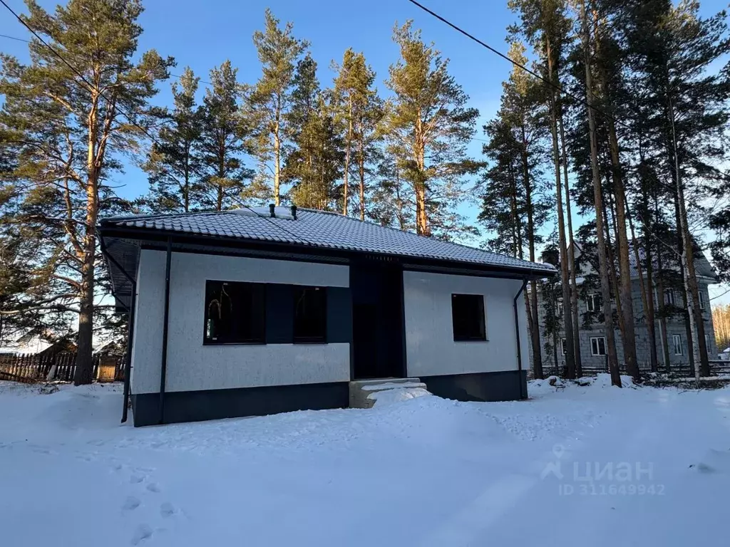 Дом в Свердловская область, Березовский городской округ, пос. ... - Фото 0