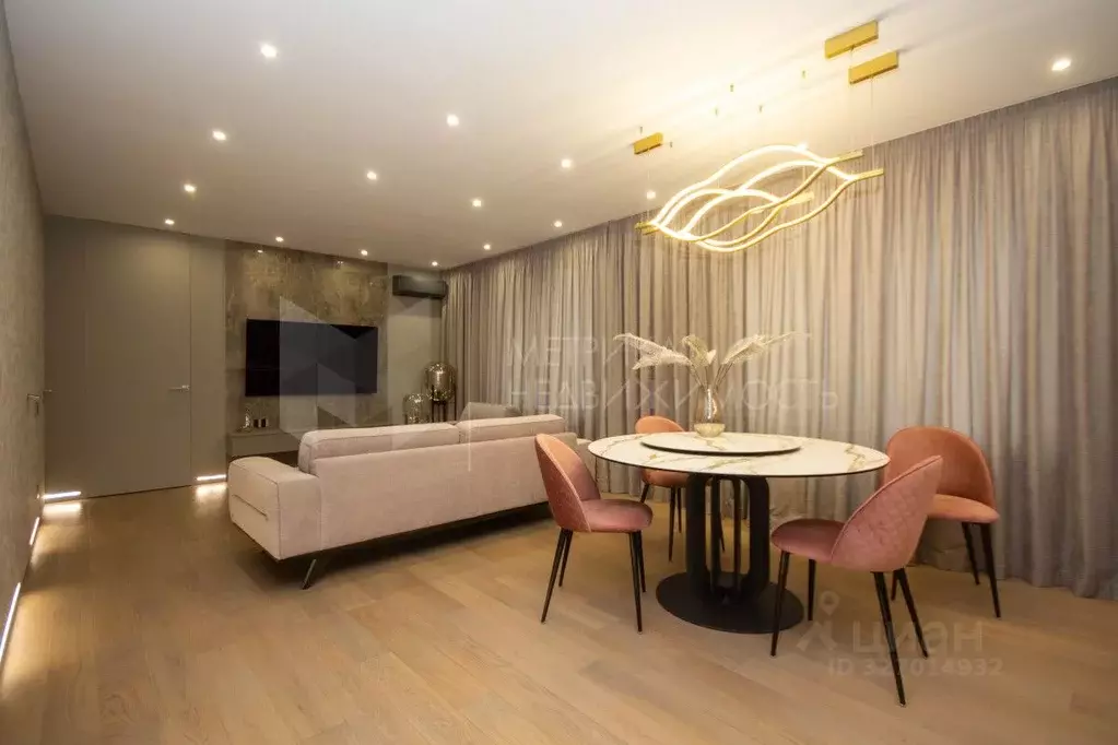 2-к кв. Тюменская область, Тюмень ул. Усиевича, 16 (94.2 м) - Фото 1