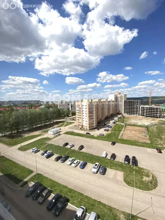 2-комнатная квартира: Октябрьский, улица Ляйлы Марданшиной, 2 (63.5 м) - Фото 1
