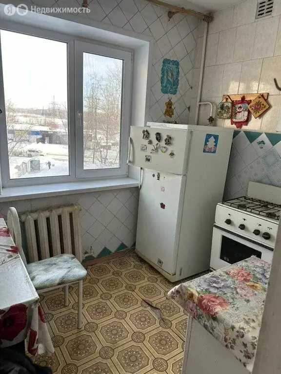 2-комнатная квартира: Омск, улица Малиновского, 8А (46 м) - Фото 0