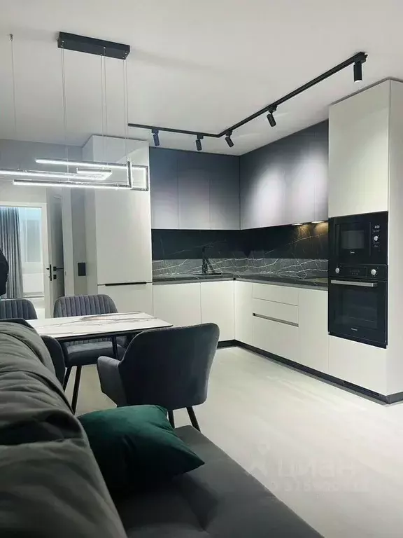 1-к кв. Тюменская область, Тюмень ул. Александра Митинского, 4 (42.0 ... - Фото 1