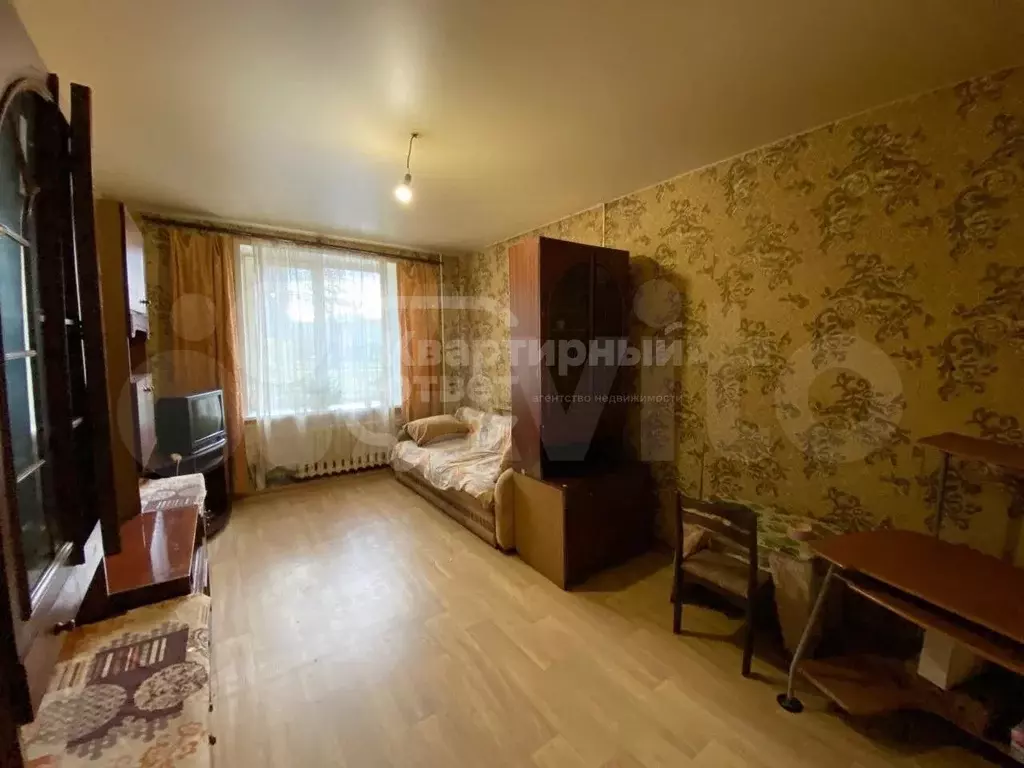 Комната 22 м в 3-к., 1/2 эт. - Фото 0
