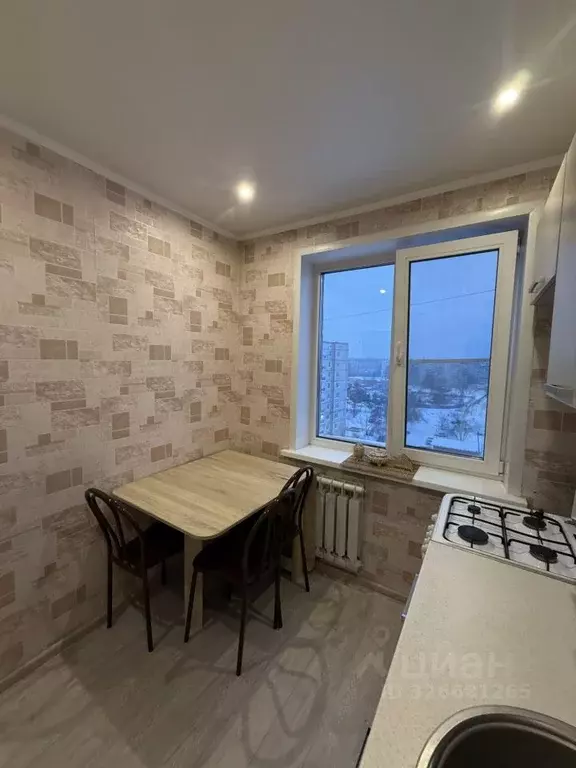 1-к кв. Омская область, Омск 6-й мкр, бул. Зеленый, 7 (30.1 м) - Фото 1