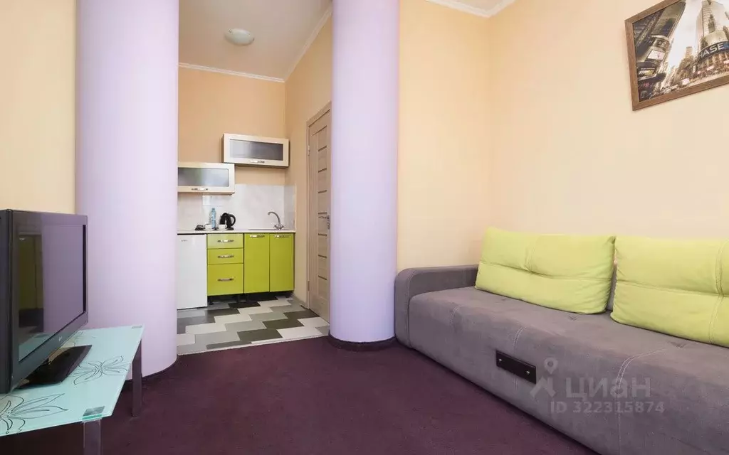 Комната Крым, Щелкино Ленинский район, ул. Приморская, 19 (40.0 м) - Фото 1