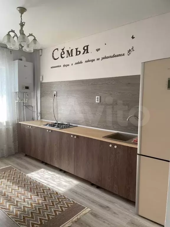 1-к. квартира, 38 м, 4/7 эт. - Фото 1