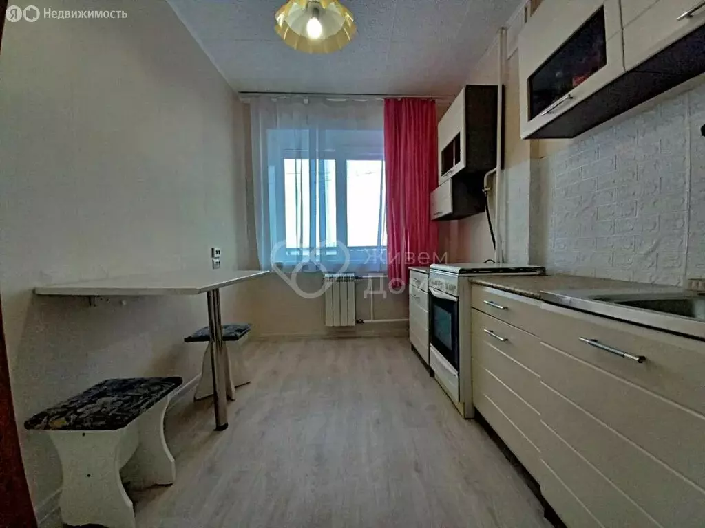 1-комнатная квартира: Волжский, 38-й микрорайон, улица С.Р. Медведева, ... - Фото 1