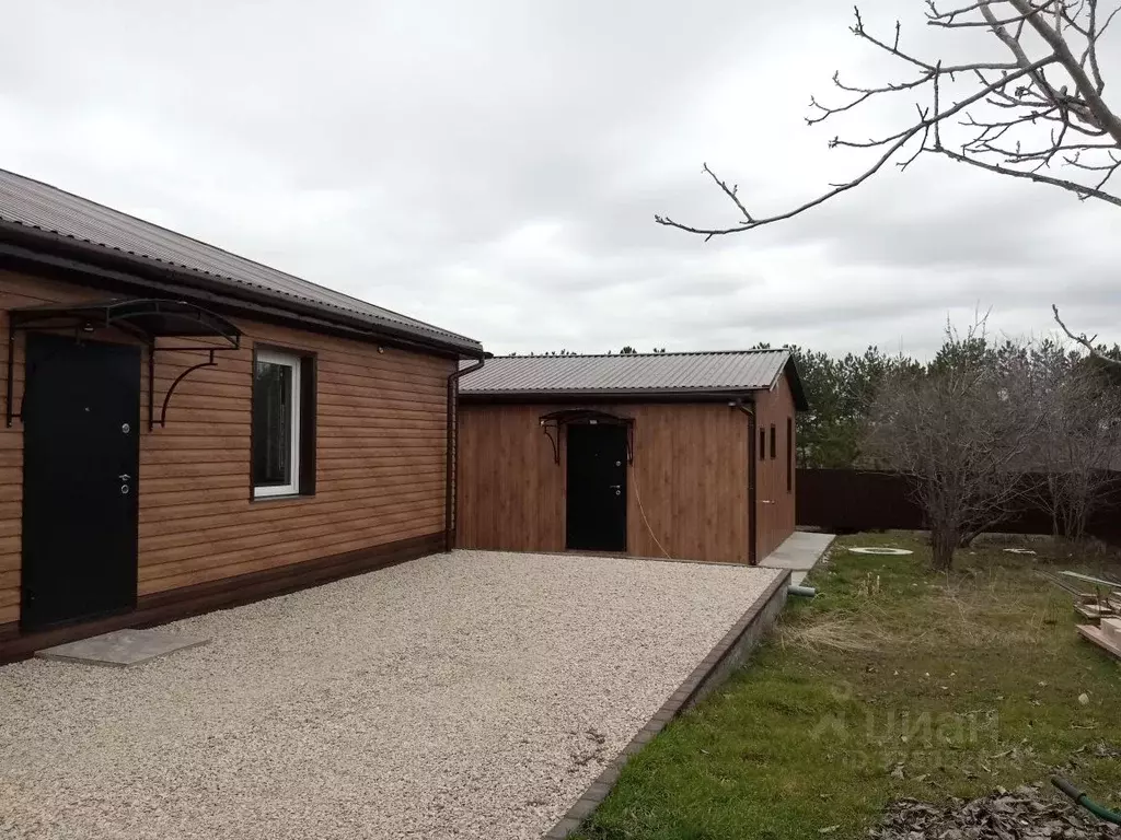 Дом в Крым, Симферопольский район, 3-й массив садовые участки  (130 м) - Фото 1