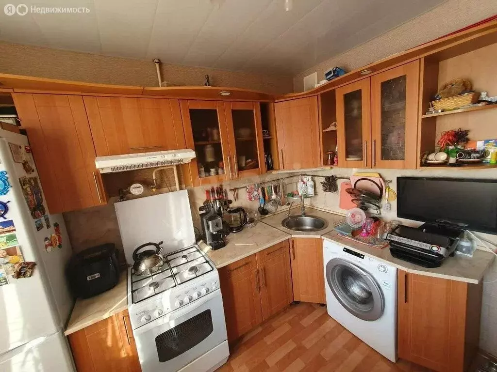 3-комнатная квартира: Курган, жилой район Заозёрный, 1-й микрорайон, ... - Фото 1