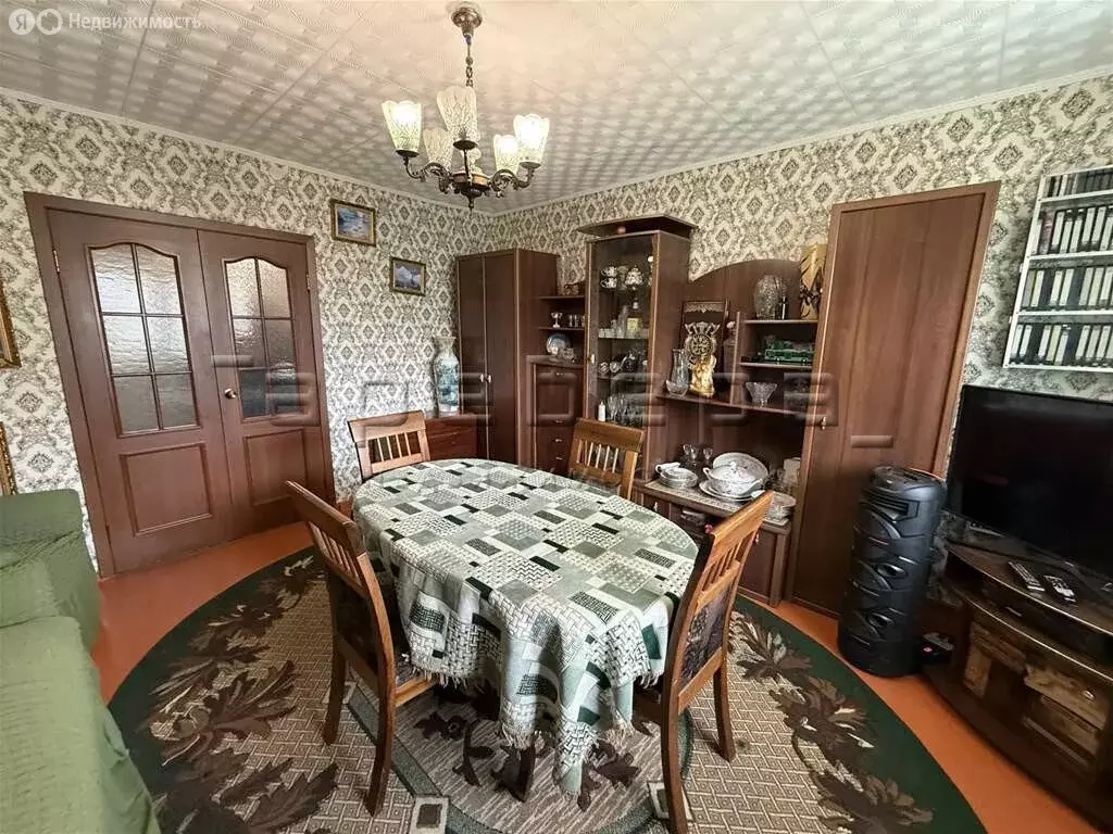 3-комнатная квартира: Красноярск, улица Яковлева, 57 (68 м) - Фото 1