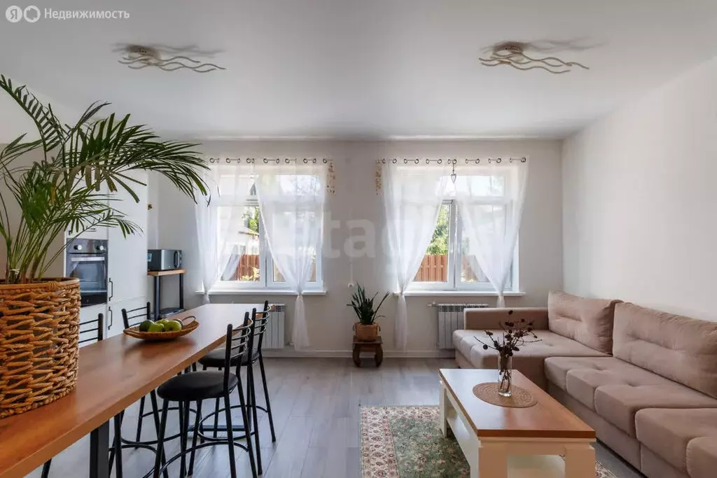 2-комнатная квартира: посёлок Стрельна, Красносельское шоссе, 21 (64.5 ... - Фото 1