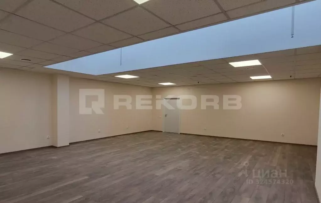 Офис в Санкт-Петербург Новолитовская ул., 15Г (920 м) - Фото 1