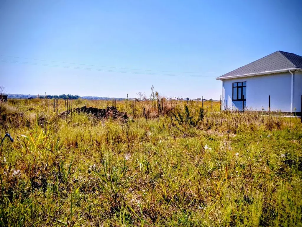Участок в Краснодарский край, Темрюк ул. Ильи Павленко (3.0 сот.) - Фото 1