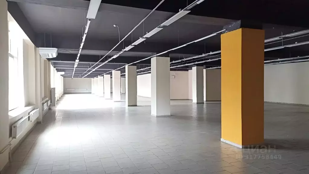 Помещение свободного назначения в Удмуртия, Сарапул Центральный ... - Фото 1