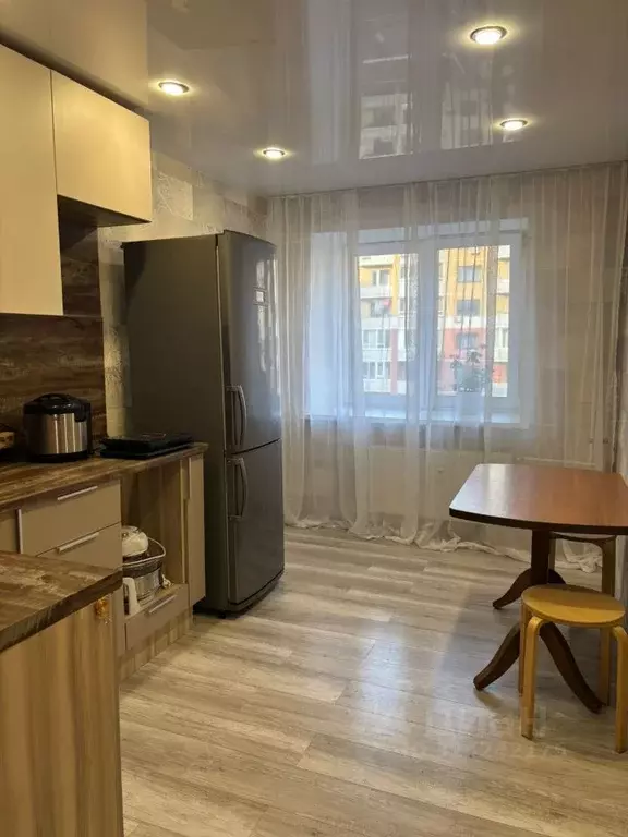 2-к кв. Татарстан, Казань ул. Зур Урам, 1Кк5 (65.0 м) - Фото 1