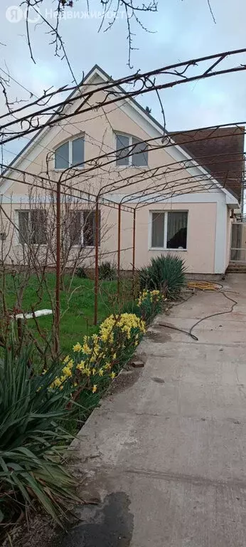 Дом в село Добрушино, Урожайная улица, 32 (240 м) - Фото 1