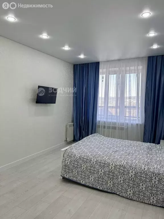 2-комнатная квартира: Чебоксары, улица Короленко, 4к1 (55.9 м) - Фото 0