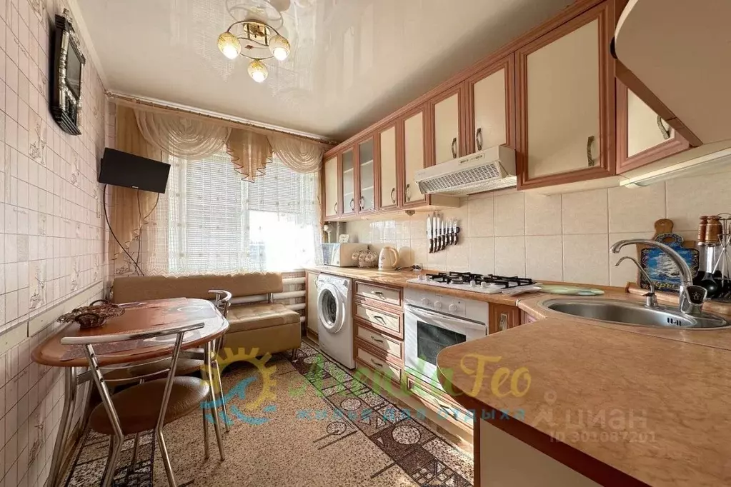 2-к кв. Крым, Феодосия ул. Федько, 47А (50.0 м) - Фото 1