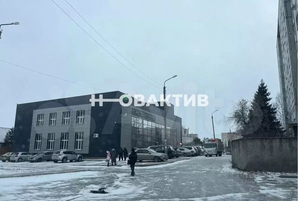 Торговая площадь в Новосибирская область, Искитимский район, Линево рп ... - Фото 0