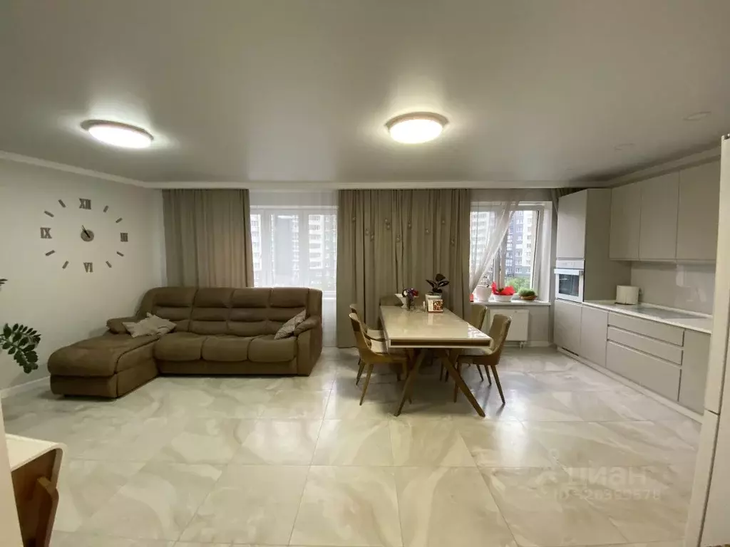 3-к кв. Калининградская область, Калининград Новгородская ул., 5к1 ... - Фото 1