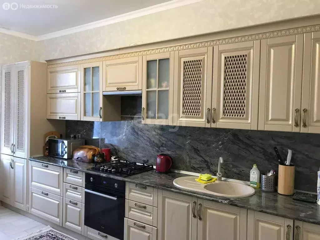 Дом в село Надежда, Свободная улица (120 м) - Фото 1