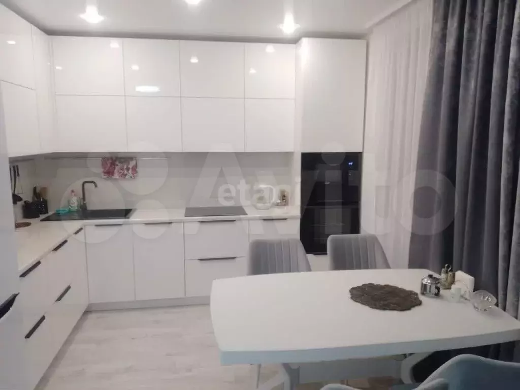 3-к. квартира, 65 м, 1/9 эт. - Фото 1