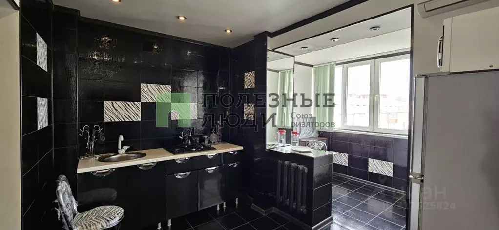 2-к кв. Севастополь ул. Александра Маринеско, 23 (50.0 м) - Фото 0