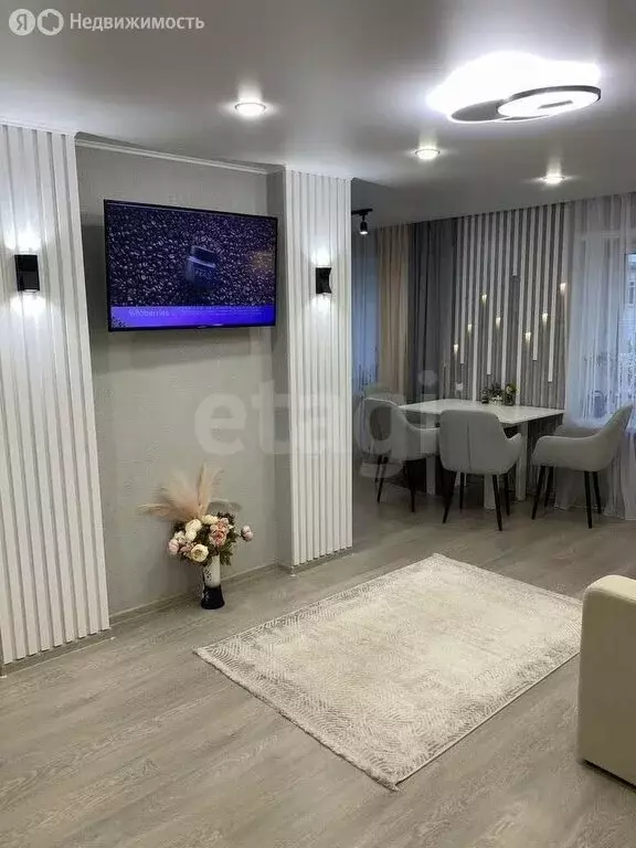 2-комнатная квартира: Бежецк, улица Нечаева, 5 (43 м) - Фото 1