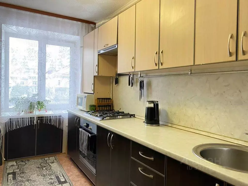 2-к кв. Омская область, Омск ул. 21-я Северная, 165 (52.9 м) - Фото 2