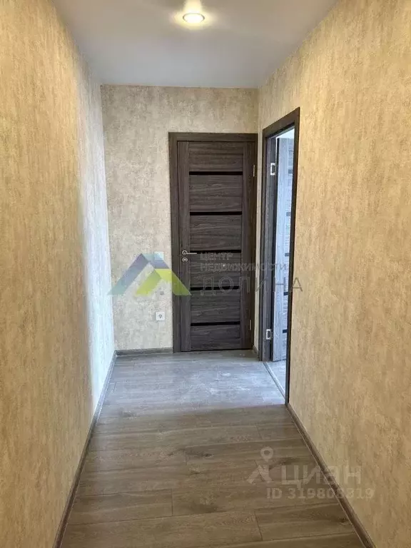 1-к кв. Волгоградская область, Волгоград ул. Добрушина, 41 (28.0 м) - Фото 1