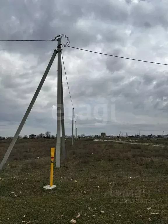 Участок в Крым, Сакский район, Молочненское с/пос, с. Абрикосовка  ... - Фото 0