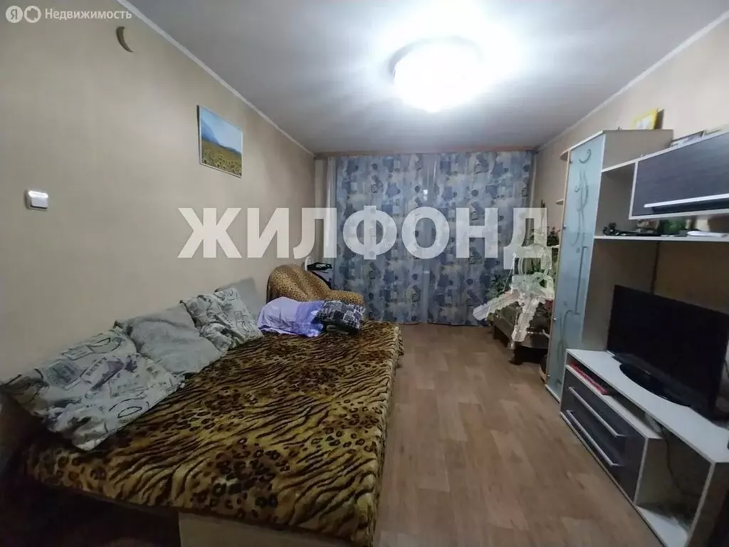 3-комнатная квартира: Кызыл, Колхозная улица, 8А (59.6 м) - Фото 0
